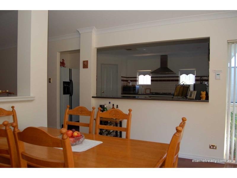 22 HARLING, Bullsbrook WA 6084