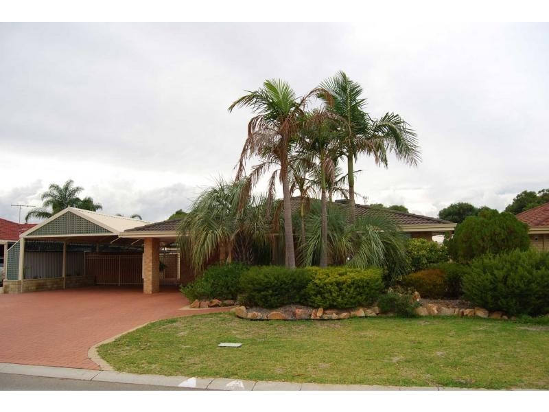 7 Loxleigh Gardens, Kiara WA 6054