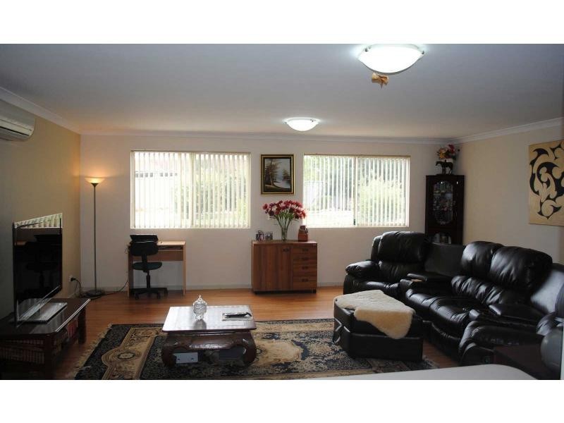 21 Cunningham Loop, Mirrabooka WA 6061