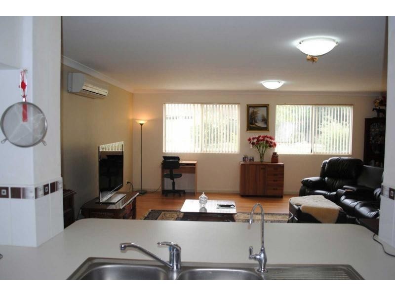 21 Cunningham Loop, Mirrabooka WA 6061