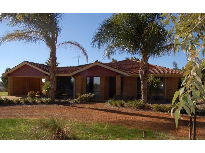 307 CHITTERING Road, Bullsbrook WA 6084