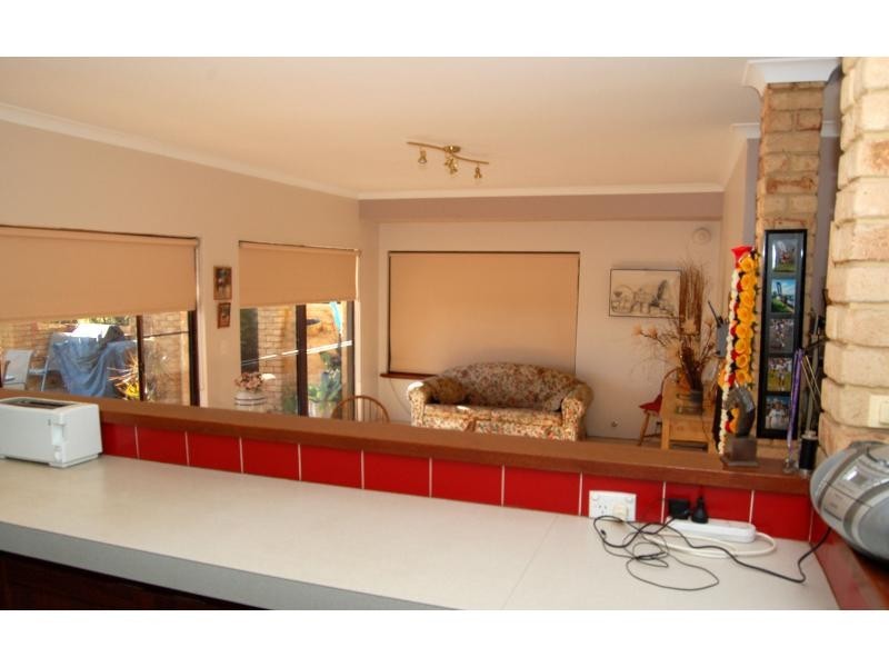 307 CHITTERING Road, Bullsbrook WA 6084