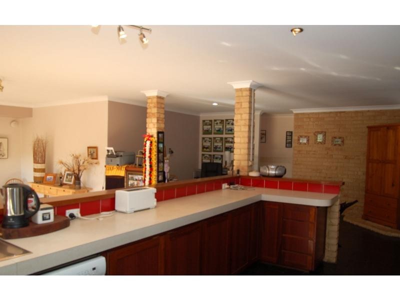 307 CHITTERING Road, Bullsbrook WA 6084