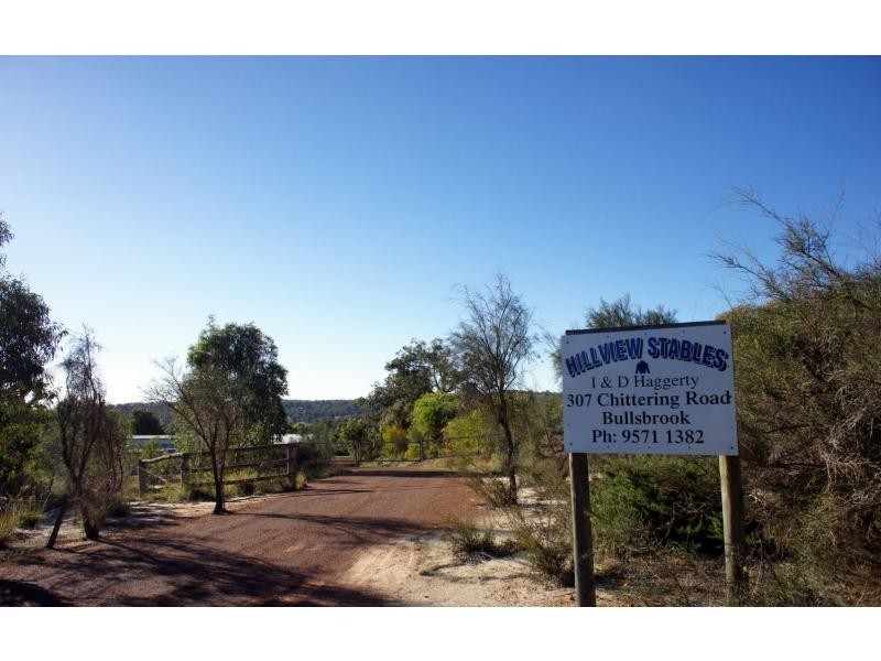 307 CHITTERING Road, Bullsbrook WA 6084