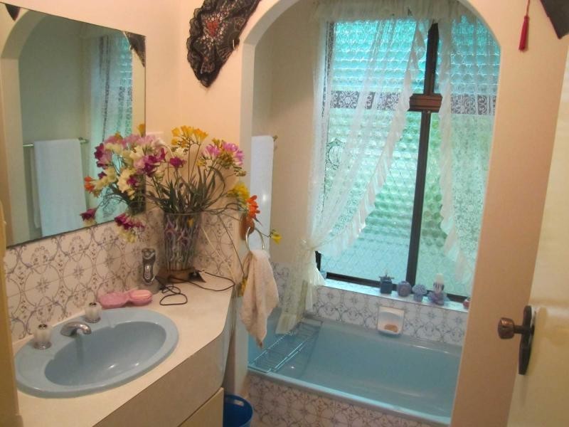 11 National Park Road, Swan View WA 6056