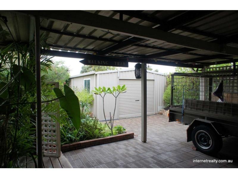 8 Dumont Court, Kingsley WA 6026