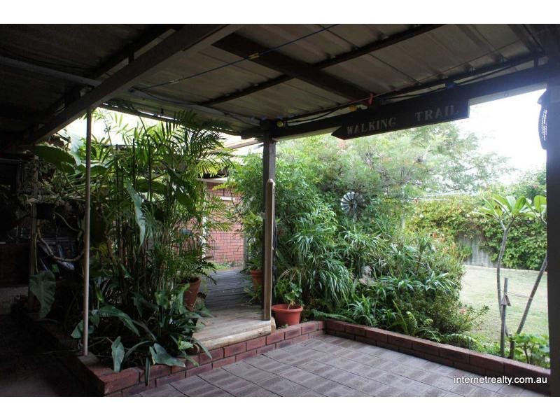 8 Dumont Court, Kingsley WA 6026