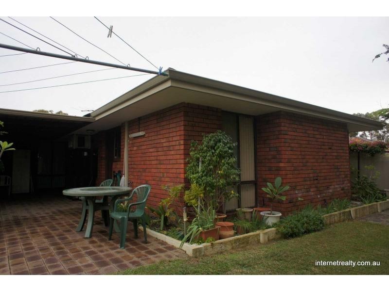 8 Dumont Court, Kingsley WA 6026