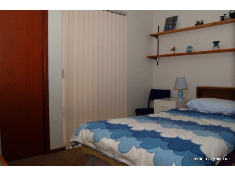 8 Dumont Court, Kingsley WA 6026