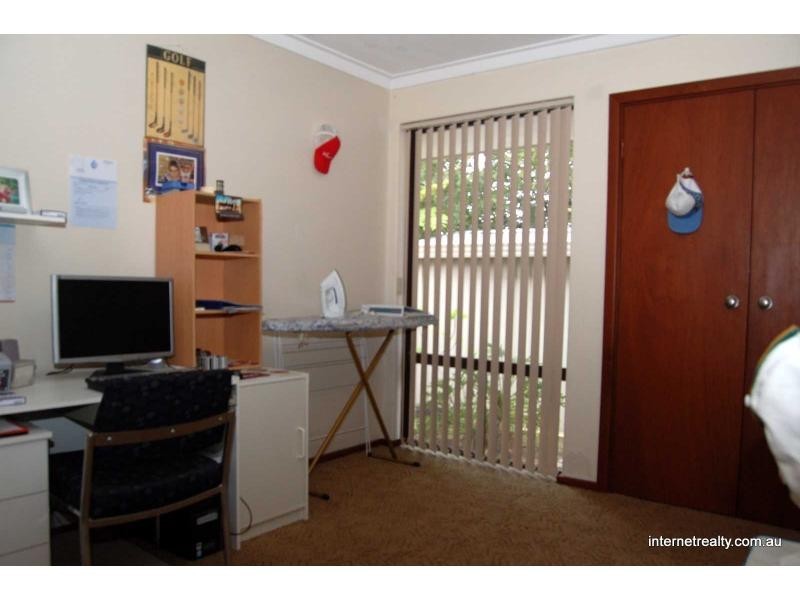 8 Dumont Court, Kingsley WA 6026