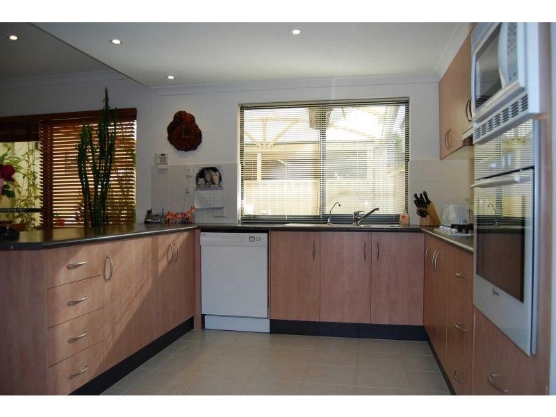 Unit 1/20 Harrison Street, Rockingham WA 6168