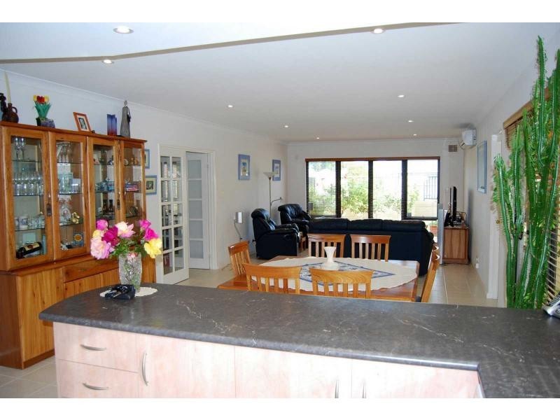 Unit 1/20 Harrison Street, Rockingham WA 6168