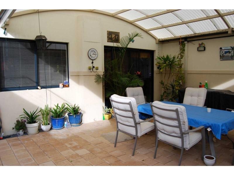 Unit 1/20 Harrison Street, Rockingham WA 6168