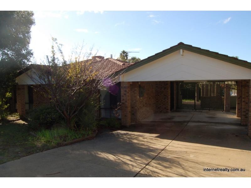 35 Calbourne Way, Kingsley WA 6026
