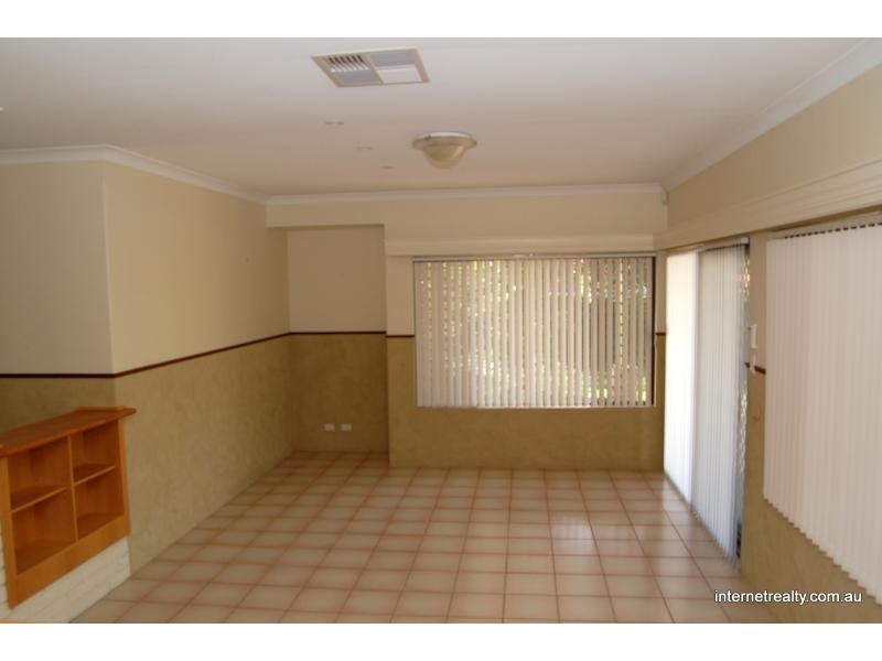 35 Calbourne Way, Kingsley WA 6026