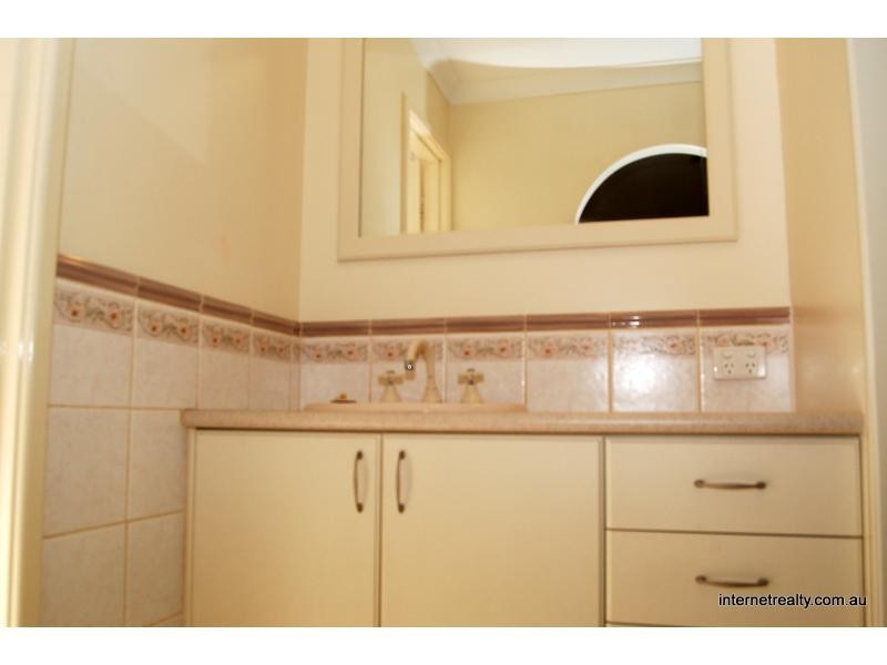 35 Calbourne Way, Kingsley WA 6026