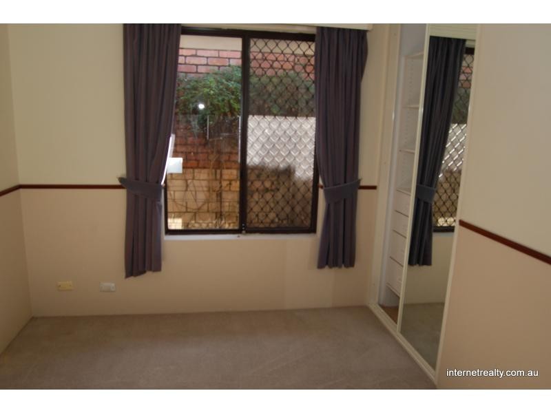 35 Calbourne Way, Kingsley WA 6026