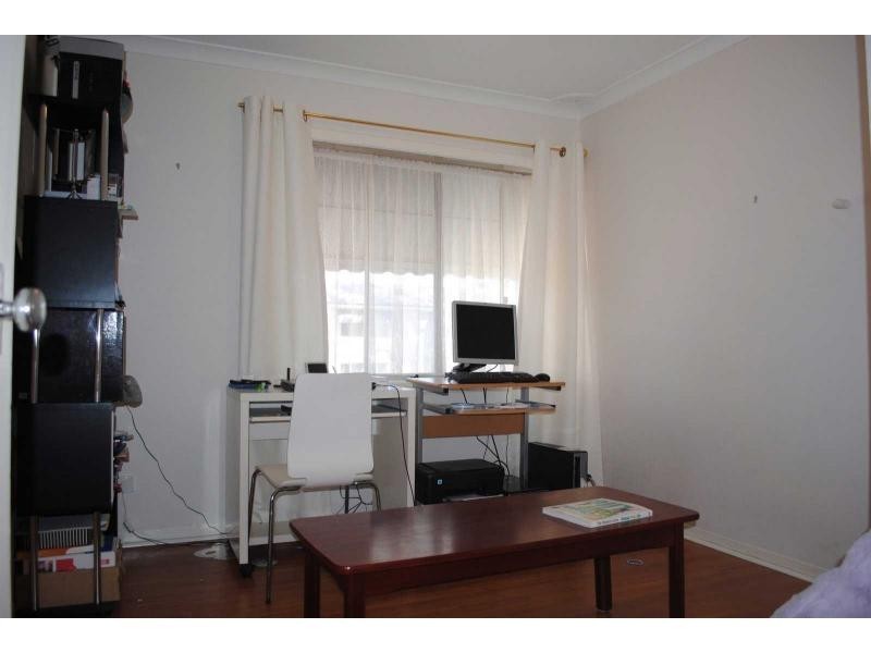 18E Wardlow Way, Balga WA 6061