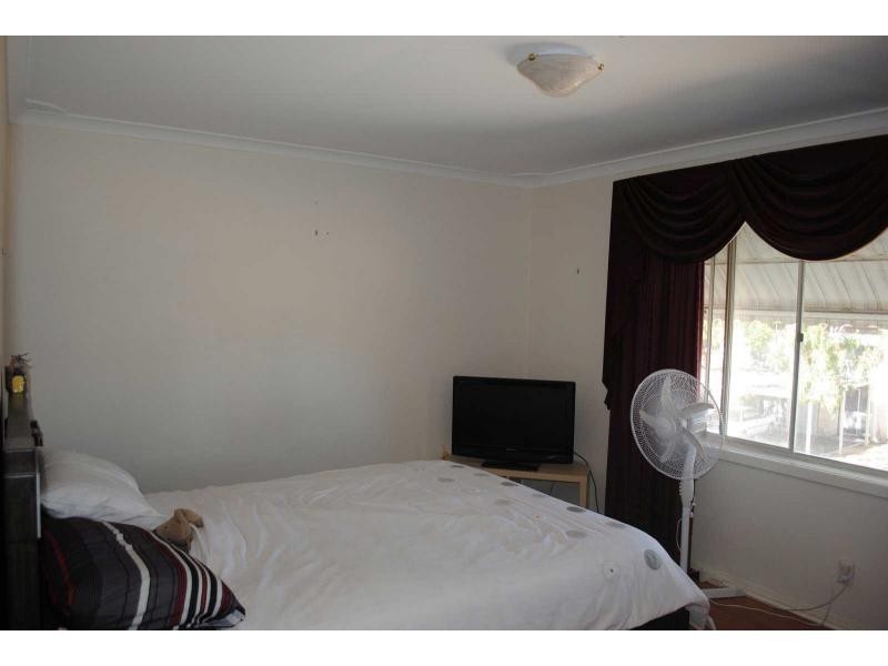 18E Wardlow Way, Balga WA 6061