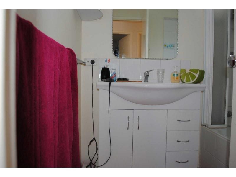 18E Wardlow Way, Balga WA 6061