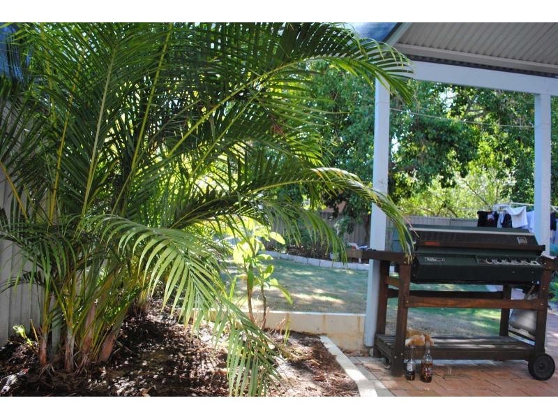 18E Wardlow Way, Balga WA 6061