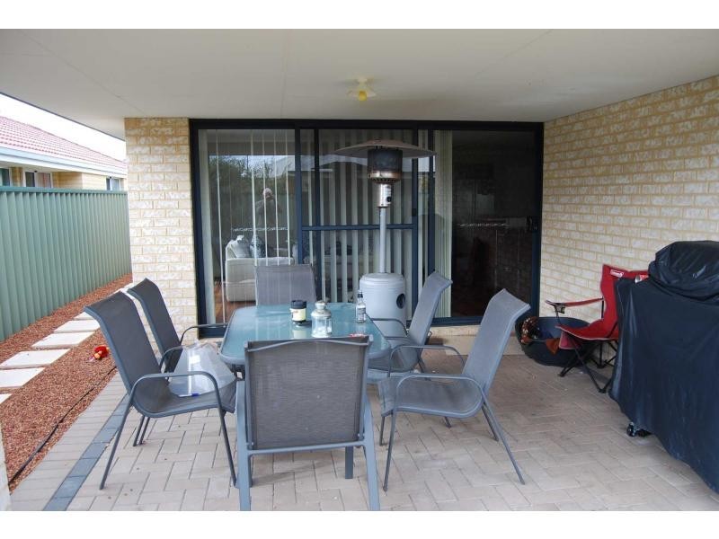 13 Kinglake Way, Aubin Grove WA 6164
