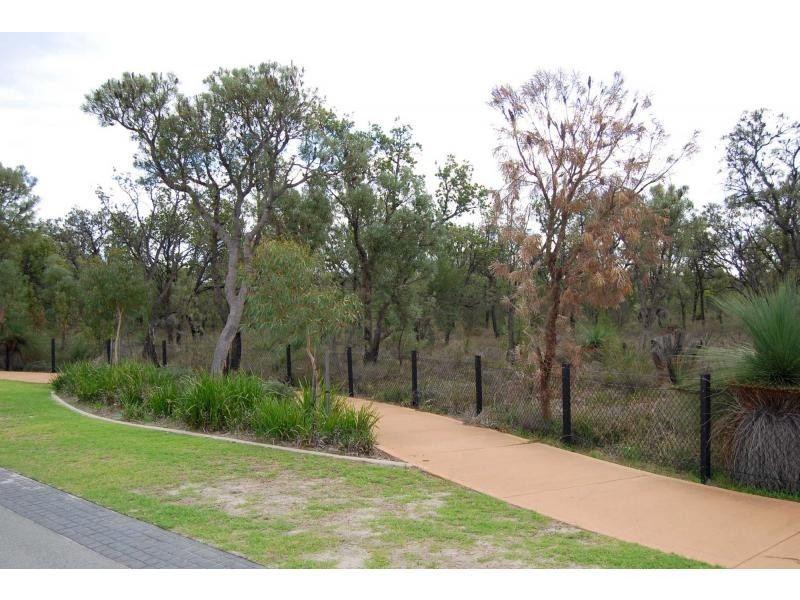 13 Kinglake Way, Aubin Grove WA 6164