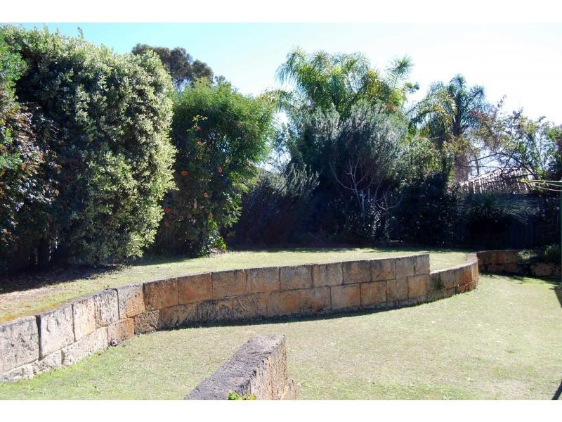 45 Leicester Square, Alexander Heights WA 6064