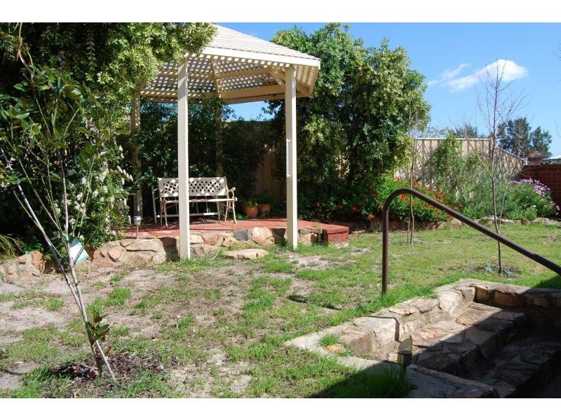 4 Ridgehaven Court, Canning Vale WA 6155