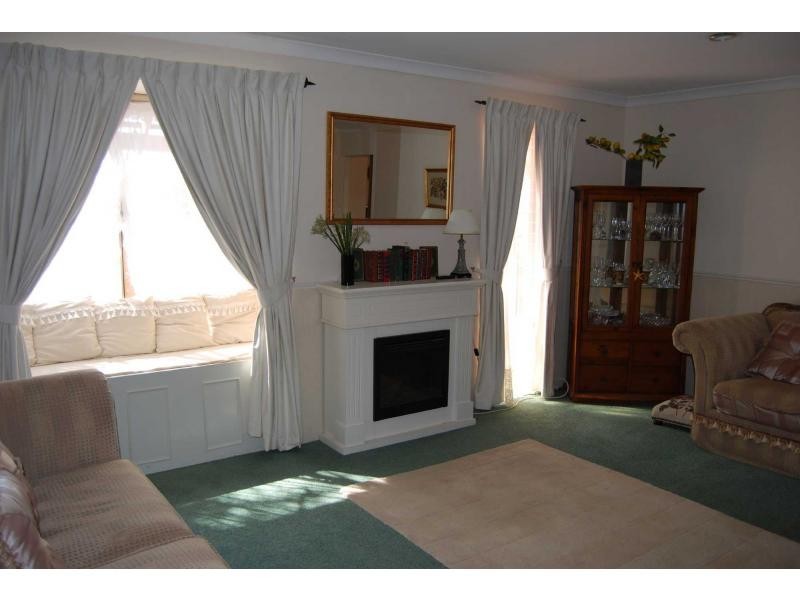 4 Ridgehaven Court, Canning Vale WA 6155