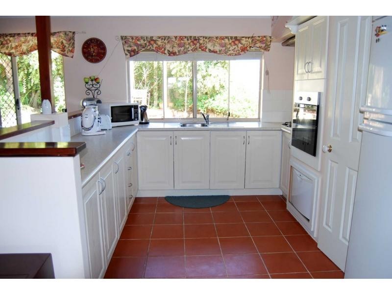 4 Ridgehaven Court, Canning Vale WA 6155