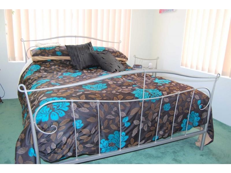 22 Brouwer Trail, Dudley Park WA 6210