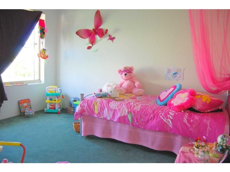 22 Brouwer Trail, Dudley Park WA 6210