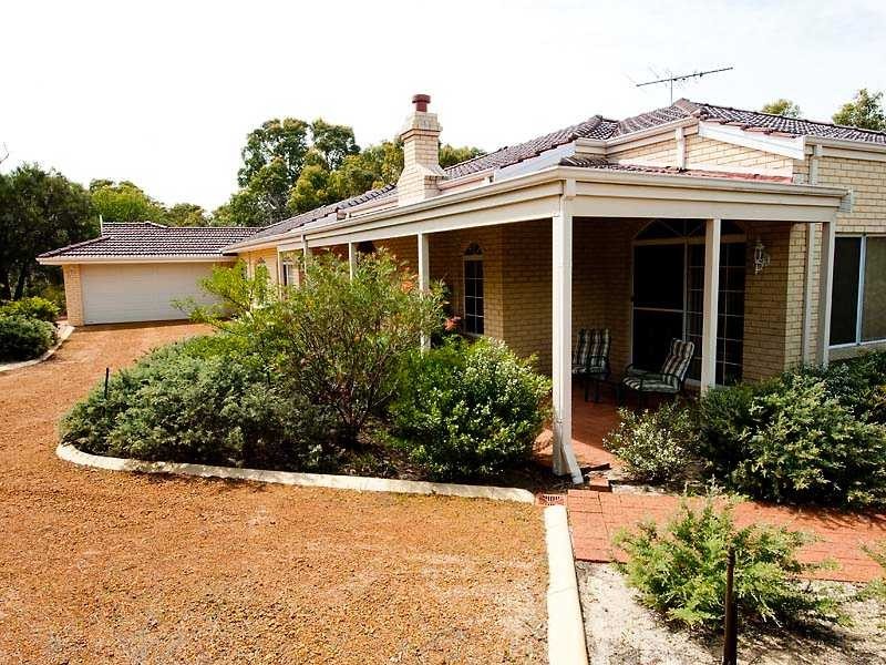 112 VINES Avenue, The Vines WA 6069