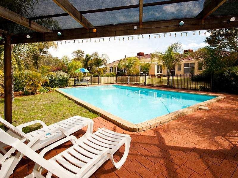 112 VINES Avenue, The Vines WA 6069