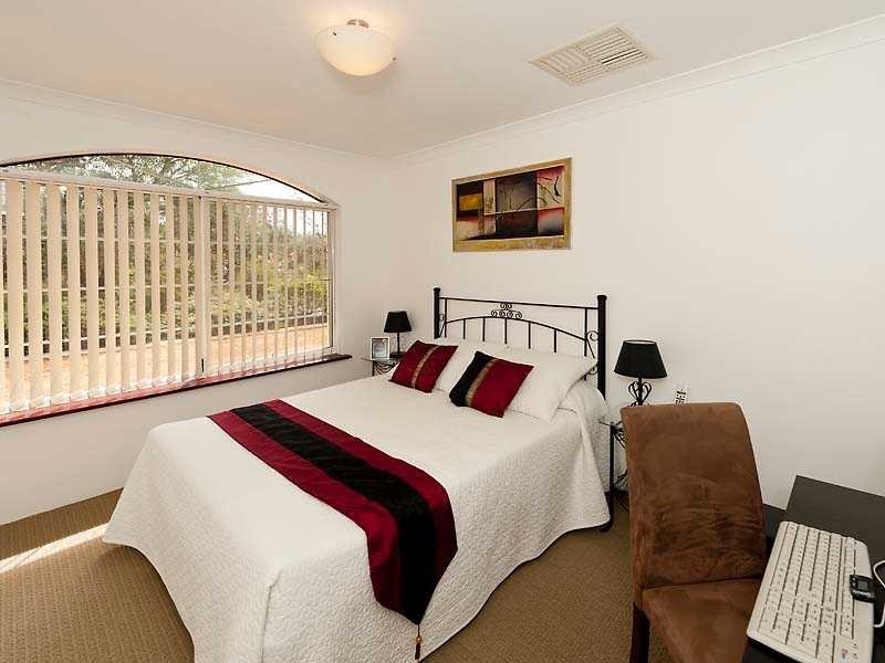 112 VINES Avenue, The Vines WA 6069