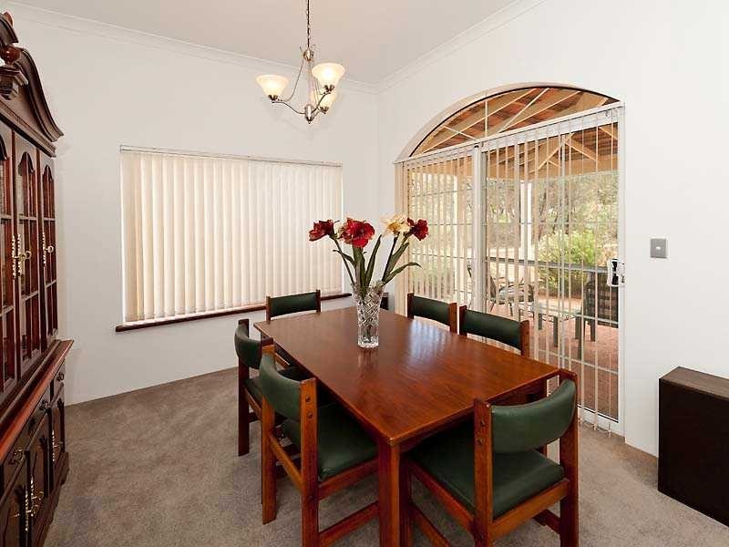 112 VINES Avenue, The Vines WA 6069