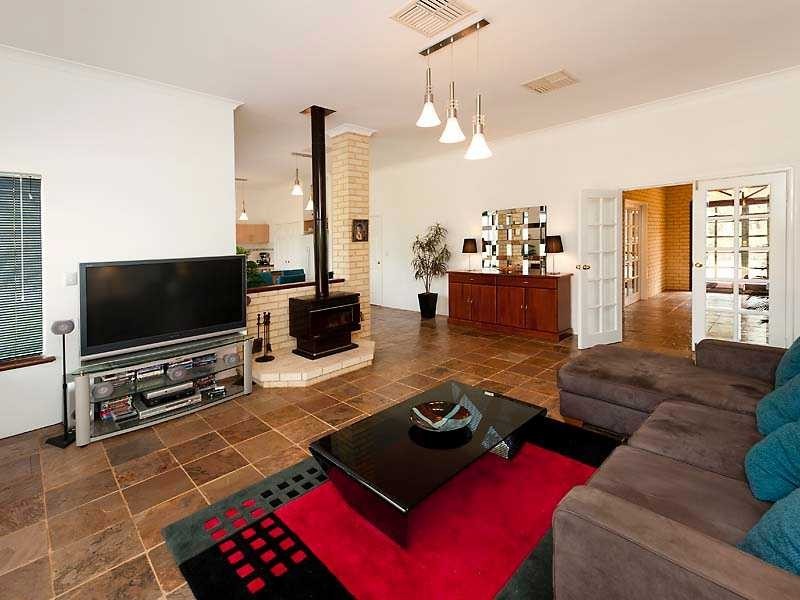 112 VINES Avenue, The Vines WA 6069