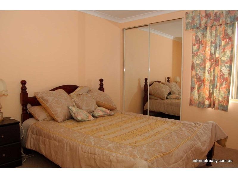 5 LYELL Grove, Woodvale WA 6026