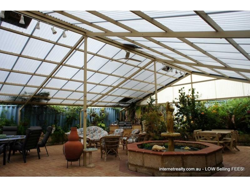 5 LYELL Grove, Woodvale WA 6026