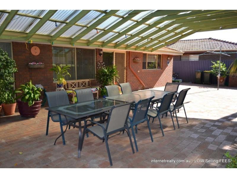 25 Maguire Avenue, Beechboro WA 6063