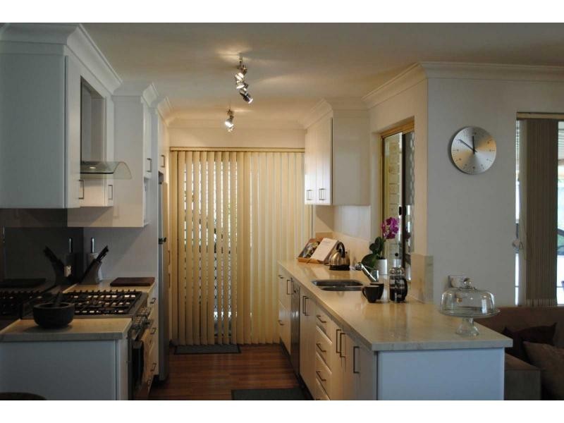 18 AUGUSTUS Way, Marangaroo WA 6064