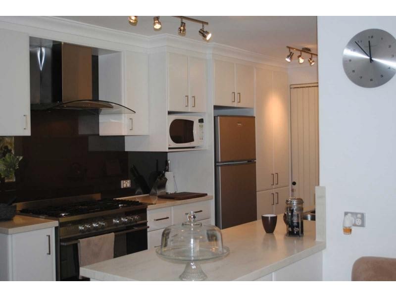 18 AUGUSTUS Way, Marangaroo WA 6064