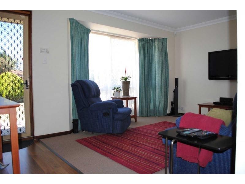 18 AUGUSTUS Way, Marangaroo WA 6064