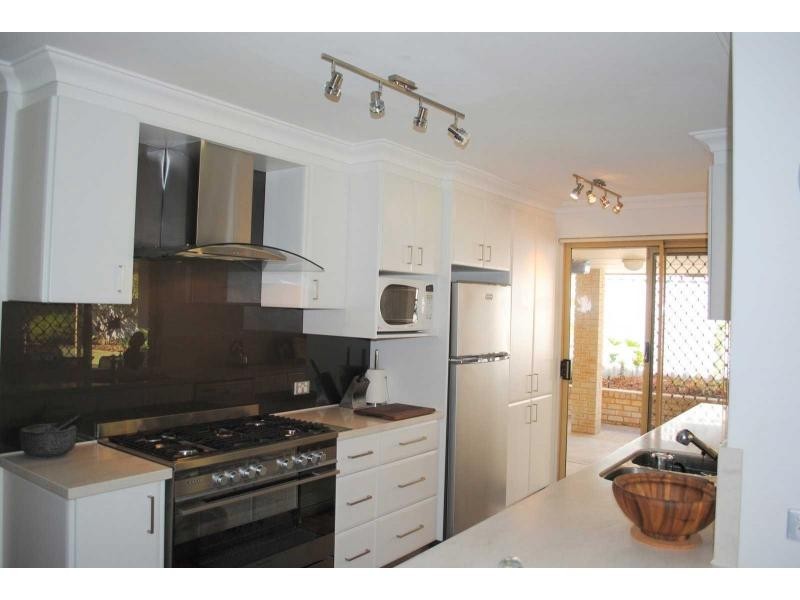 18 AUGUSTUS Way, Marangaroo WA 6064