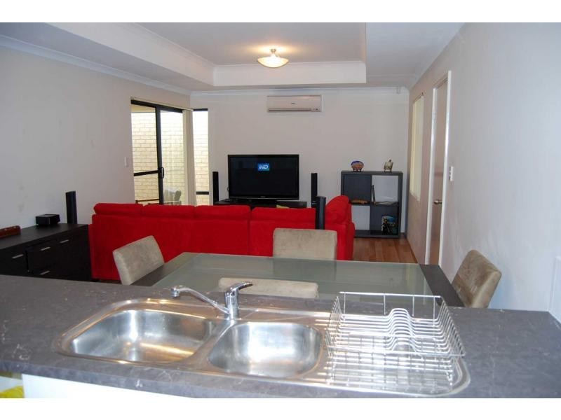 67 Dumond Street, Bentley WA 6102