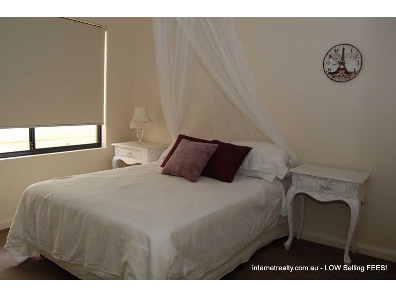 53 Appleby Drive, Darch WA 6065