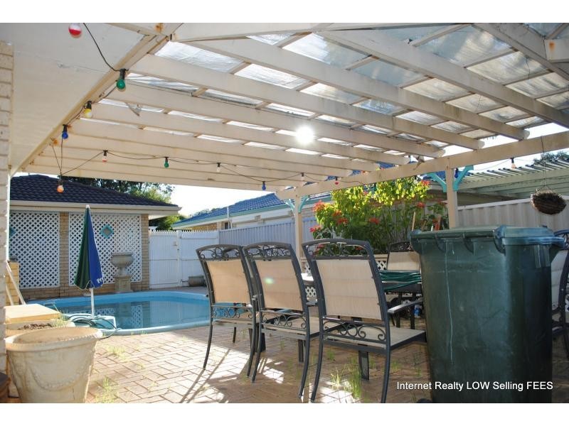56 The Avenue, Alexander Heights WA 6064