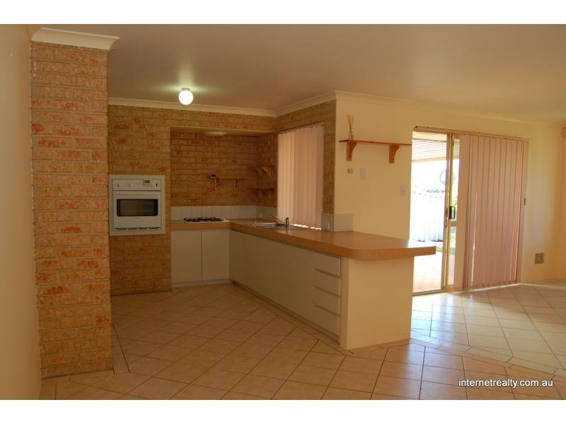 62 St Barnabas Boulevard, Quinns Rocks WA 6030