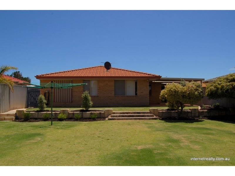 62 St Barnabas Boulevard, Quinns Rocks WA 6030